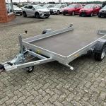 Humbaur HKT 133117 S Seitenansicht mit abgesenkter Ladefläche