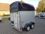 Humbaur Equitos Alu Plus Black 2000 Pferdeanhänger – 2 Achsen, 2.000 kg zGG (Modell 2025) – Bild 4