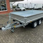 Saris K3 3000 kg Autoanhänger mit gekippter Ladefläche