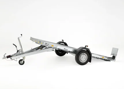Kippbarer Plattformanhänger Debon Roadster in gekippter Position