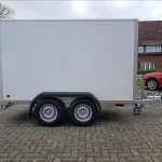 Saris GO 306 Autoanhänger weiß Außenansicht Doppelachse