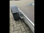 Autotransporter Anhänger Humbaur HKT 183117 S – 1.800 kg zGG, hydraulisch absenkbare Ladefläche – Bild 6