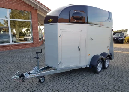 Humbaur Equitos Alu Plus Black 2400 Seitenansicht schwarz metallic