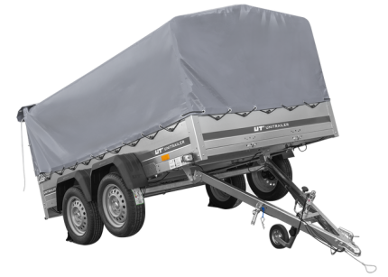 Doppelachsanhänger mit montierter grauer Plane