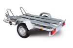 Pongratz ECOPLUS EM Motorradanhänger mit drei verladenen Motorrädern