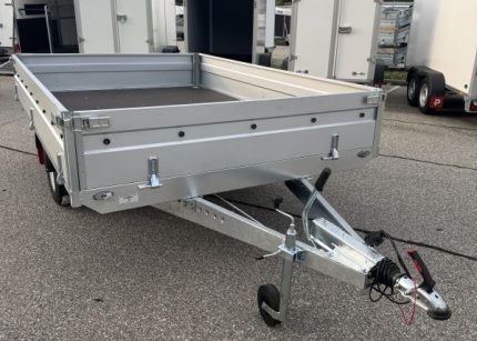 Pongratz BH 3000/20 G Plattformanhänger mit geöffneten Bordwänden