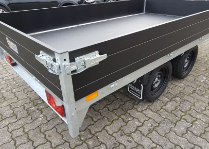 Saris PL 306 170 2700 Autoanhänger Seitenansicht