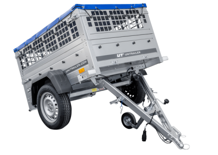 Kippanhänger mit Gitteraufsätzen beim Beladen