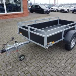 Saris Classic Wood CW 255 Seitenansicht mit Holzbordwänden