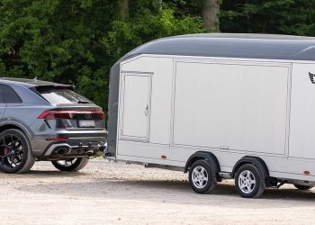 Roadster 2000 Autotransport-Anhänger Außenansicht seitlich